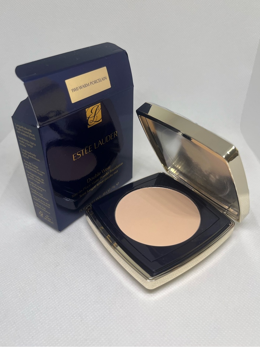 New 1W0 WARM PORCELAIN ESTEE LAUDER Double Wear Stay in Place powder